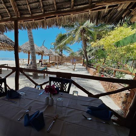 Bianco Azzurro Hotel & Restaurant Pwani Mchangani Exterior photo